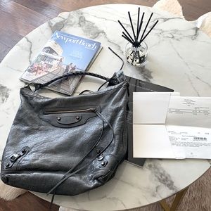 Stylish Balenciaga bag with Original receipt!